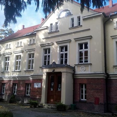 Stado Ogierow Sierakow Hotel Sierakow  Buitenkant foto