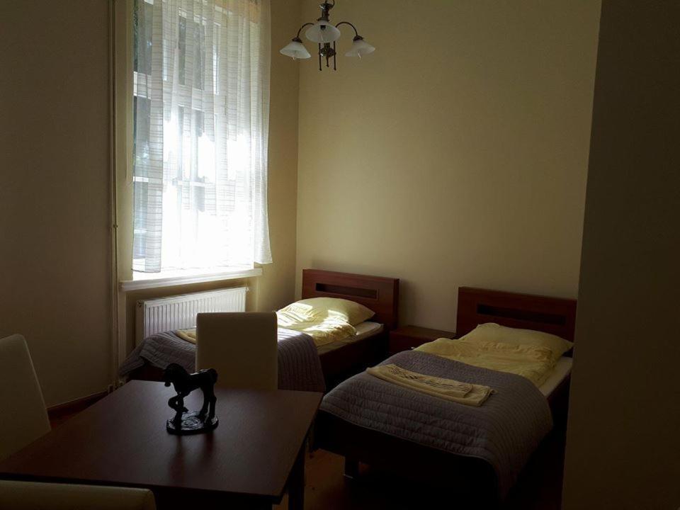 Stado Ogierow Sierakow Hotel Sierakow  Buitenkant foto